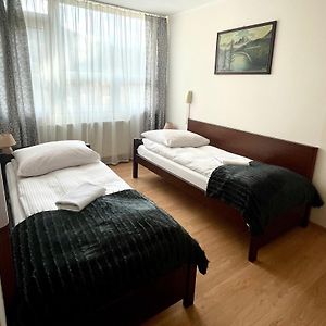 Pokój z łóżkiem king-size